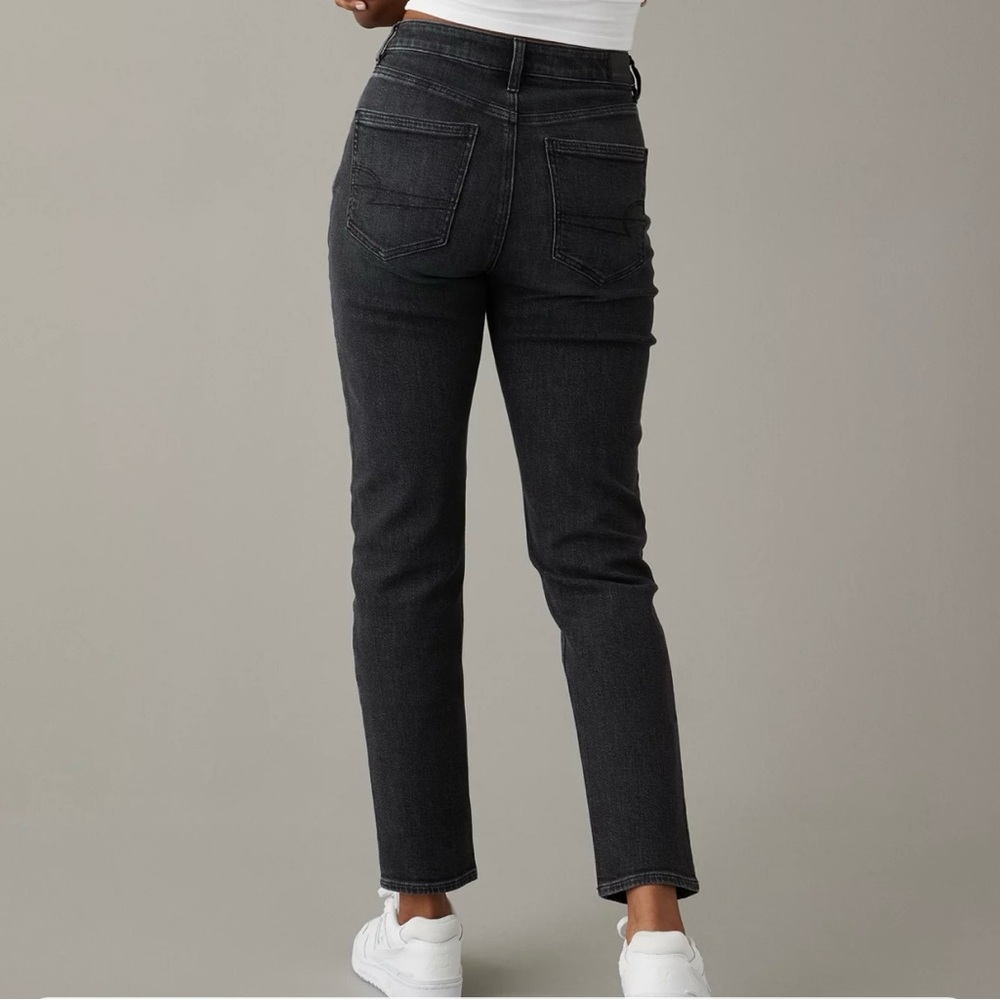 American Eagle Stretch Mom Jeans Size 0 - Straight Leg High Rise